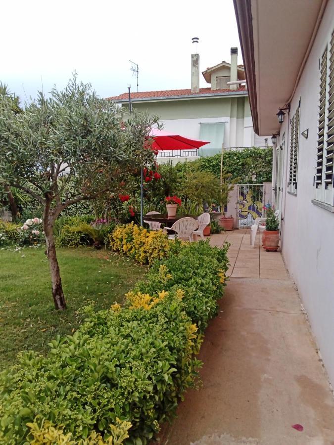 B&B Kazakova Domusnovas Dış mekan fotoğraf