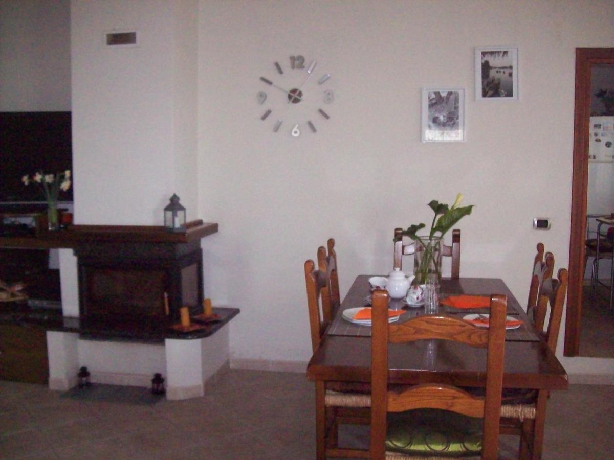 B&B Kazakova Domusnovas Dış mekan fotoğraf